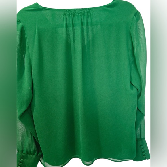 Vince Camuto Ruched Shoulder V-Neck Blouse - Picture 2 of 7